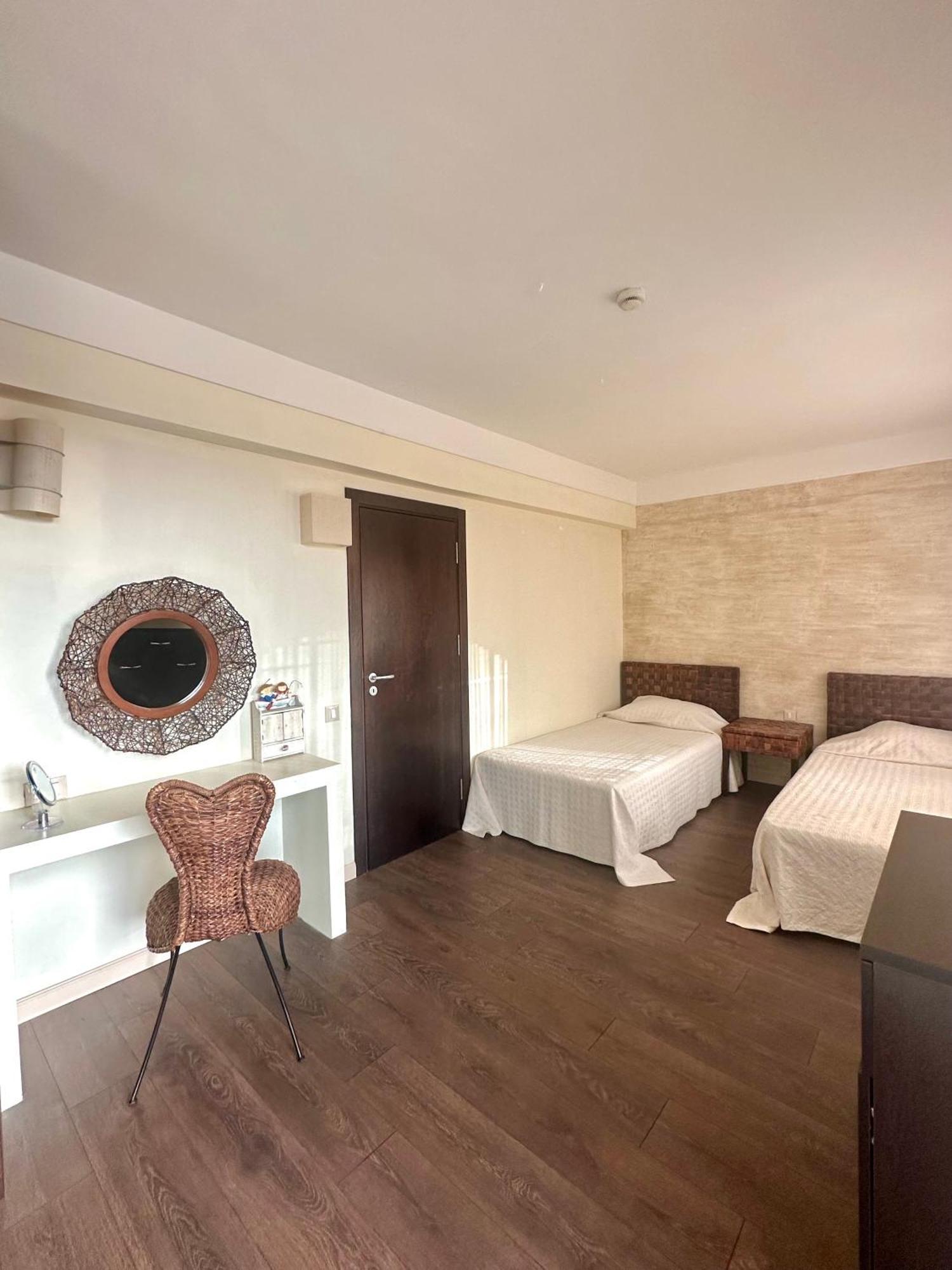 Aparthotel Oazis Vip Club Sunny Beach Esterno foto