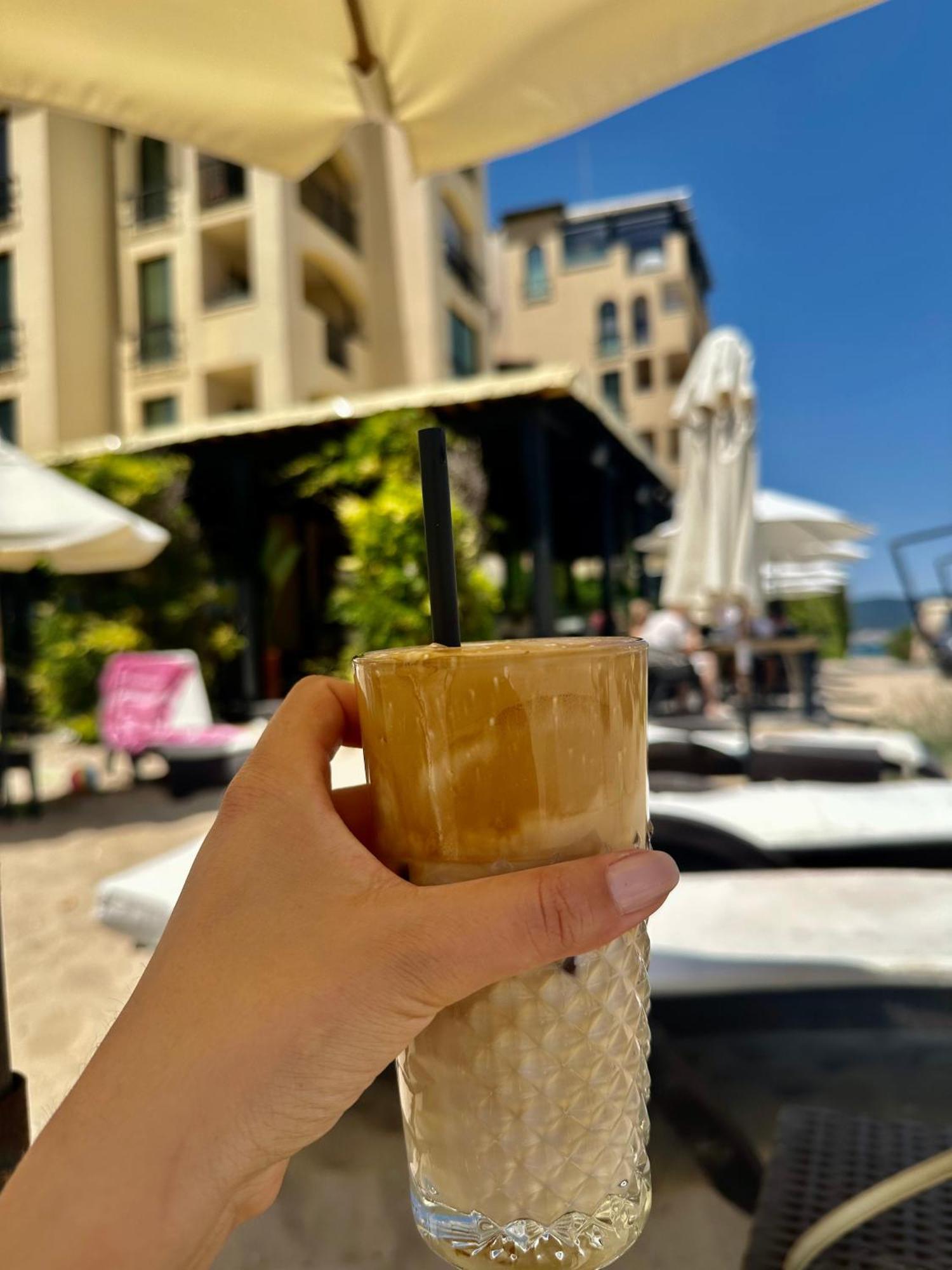 Aparthotel Oazis Vip Club Sunny Beach Esterno foto