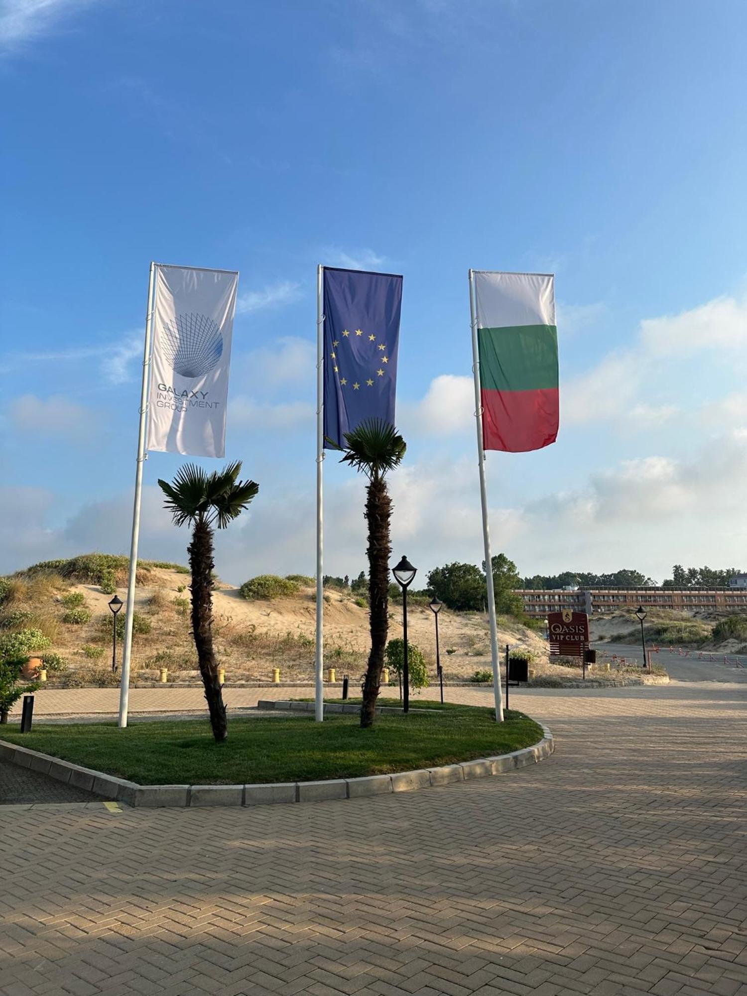 Aparthotel Oazis Vip Club Sunny Beach Esterno foto